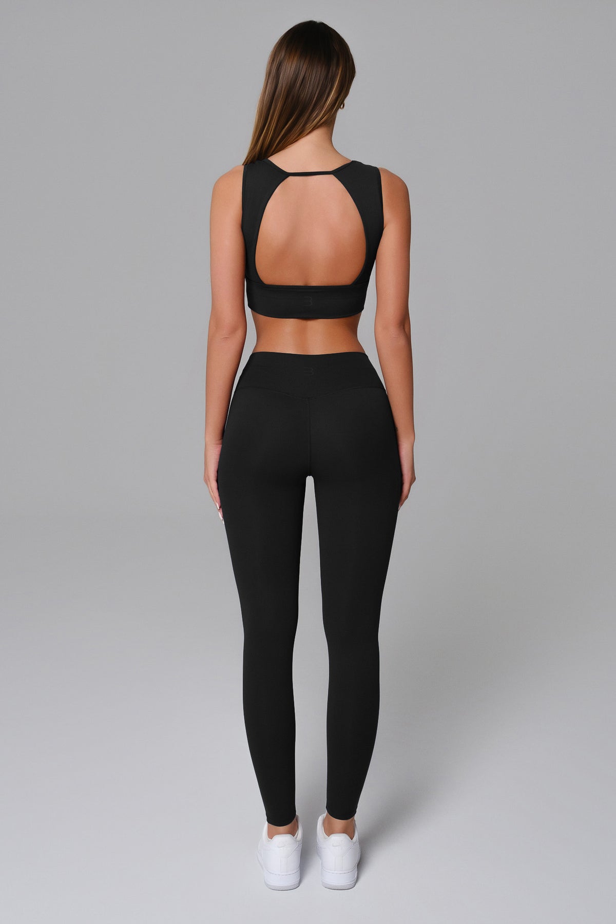 Allison Plunge Sports Bra - Black (FINAL SALE)