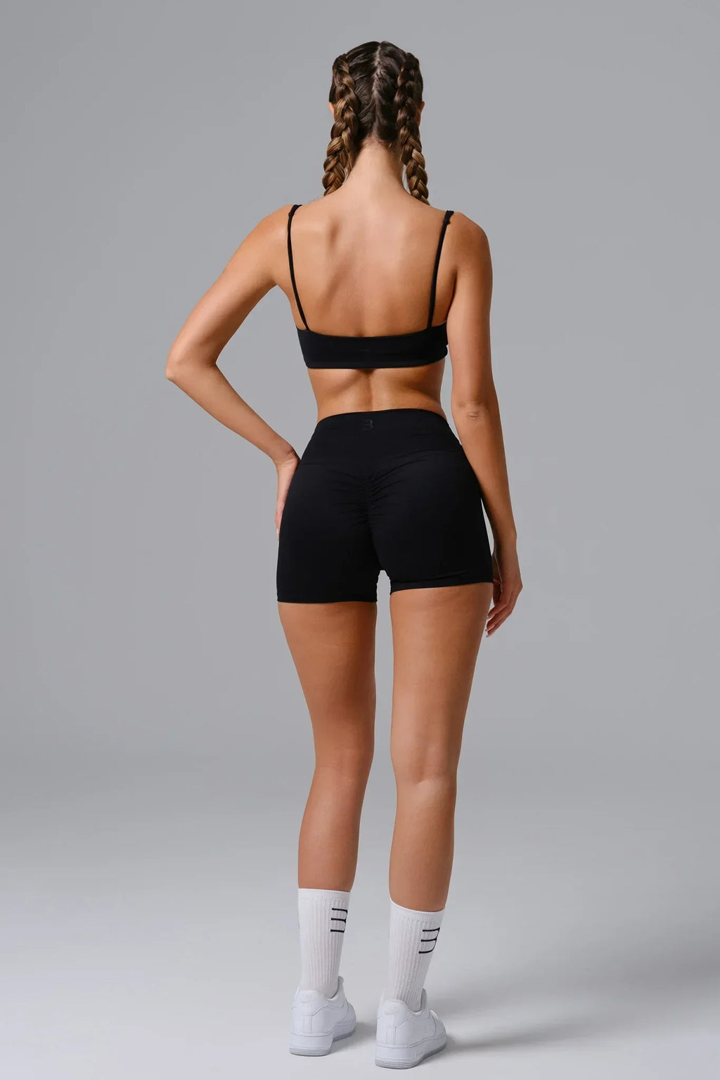 Camila Sports Bra - Black (FINAL SALE)
