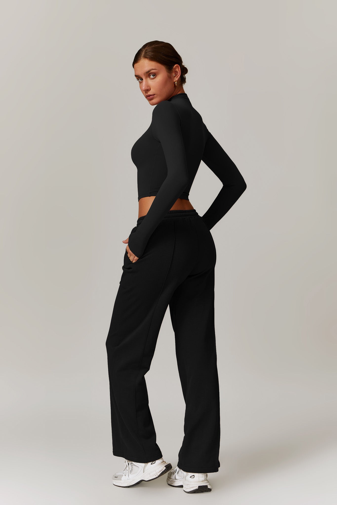 AMERI OTONA TOWER SLEEVE LONG TOP ブラック Ameri（アメリ）の「OTONA TOWER SLEEVE LONG TOP（ワンピース
