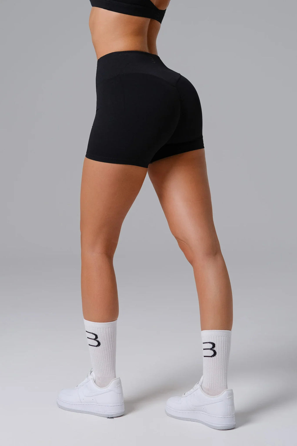 Flex Invisible Scrunch Shorts - Black