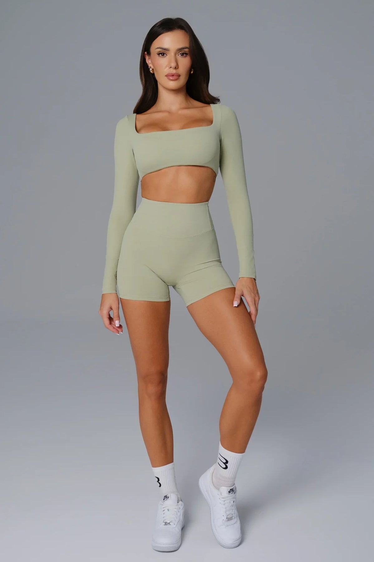 Flex Invisible Scrunch Shorts - Pistachio