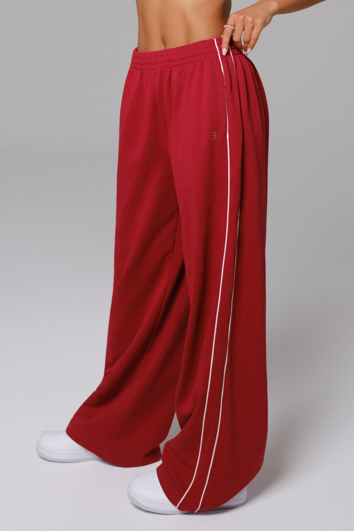 Nadine Sweatpants - Cherry Red (FINAL SALE)