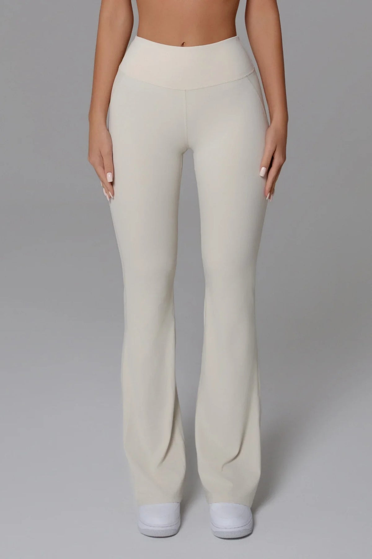 Nicole Flare Leggings - Oatmilk (FINAL SALE)
