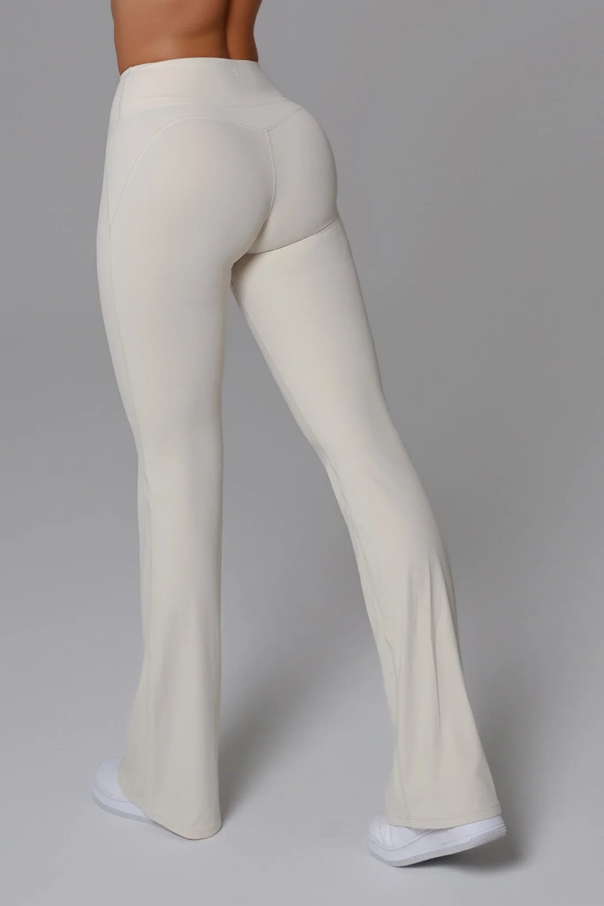 Nicole Flare Leggings - Oatmilk (FINAL SALE)