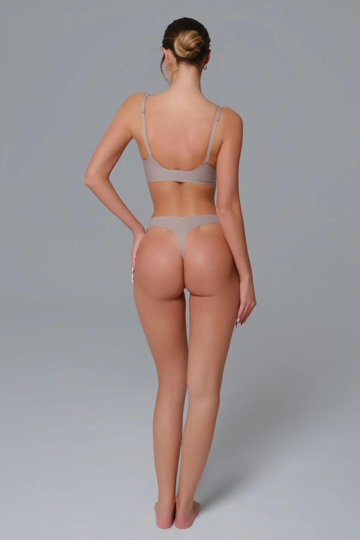 Seamless Plunge Bra - Taupe (FINAL SALE)