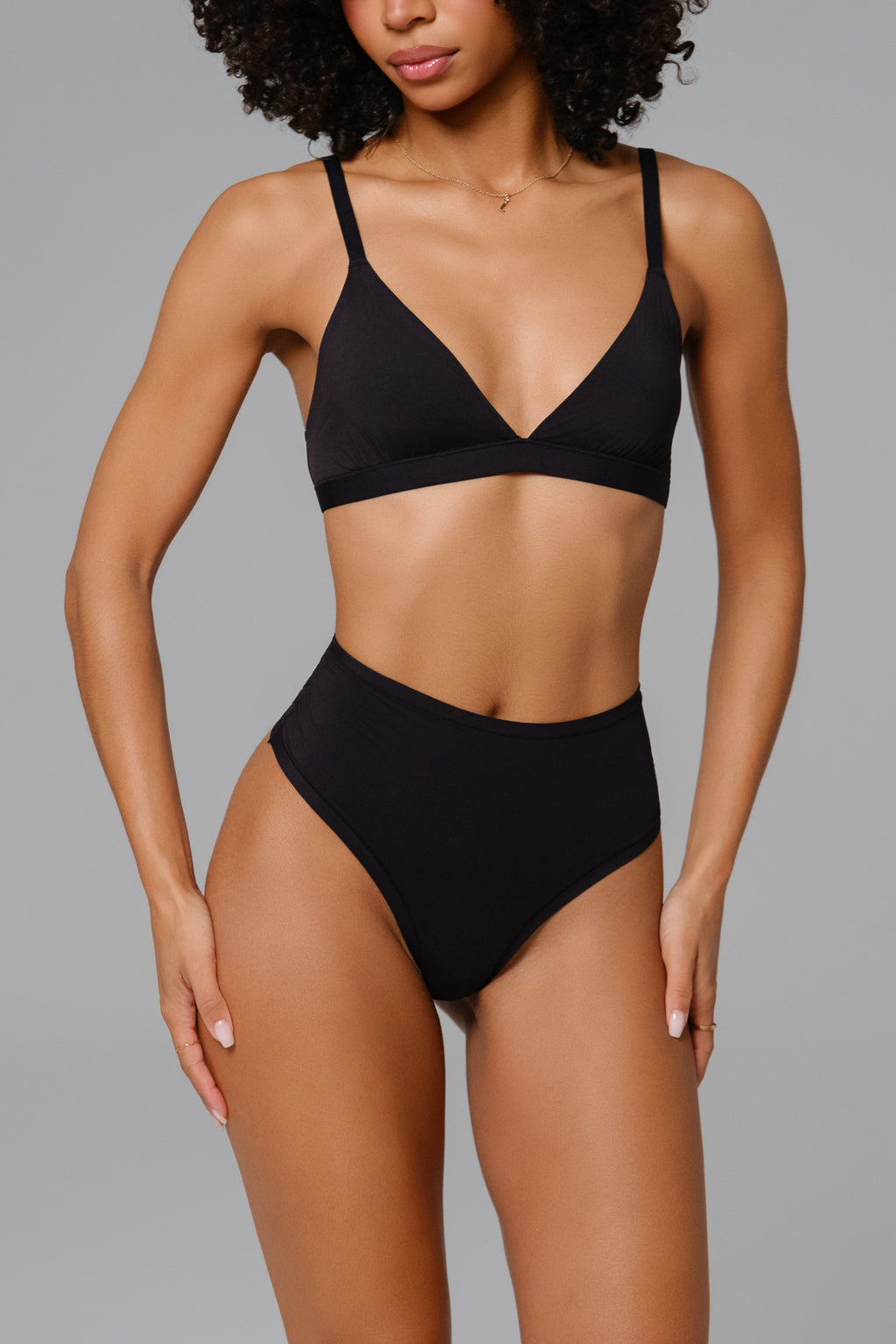 Smooth High-Waisted Thong - Black (FINAL SALE)