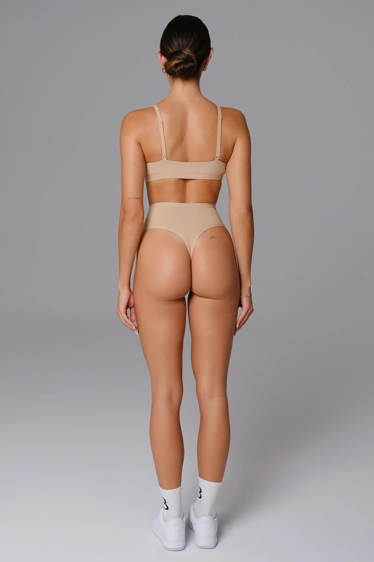 Smooth Plunge Bralette - Honey (FINAL SALE)