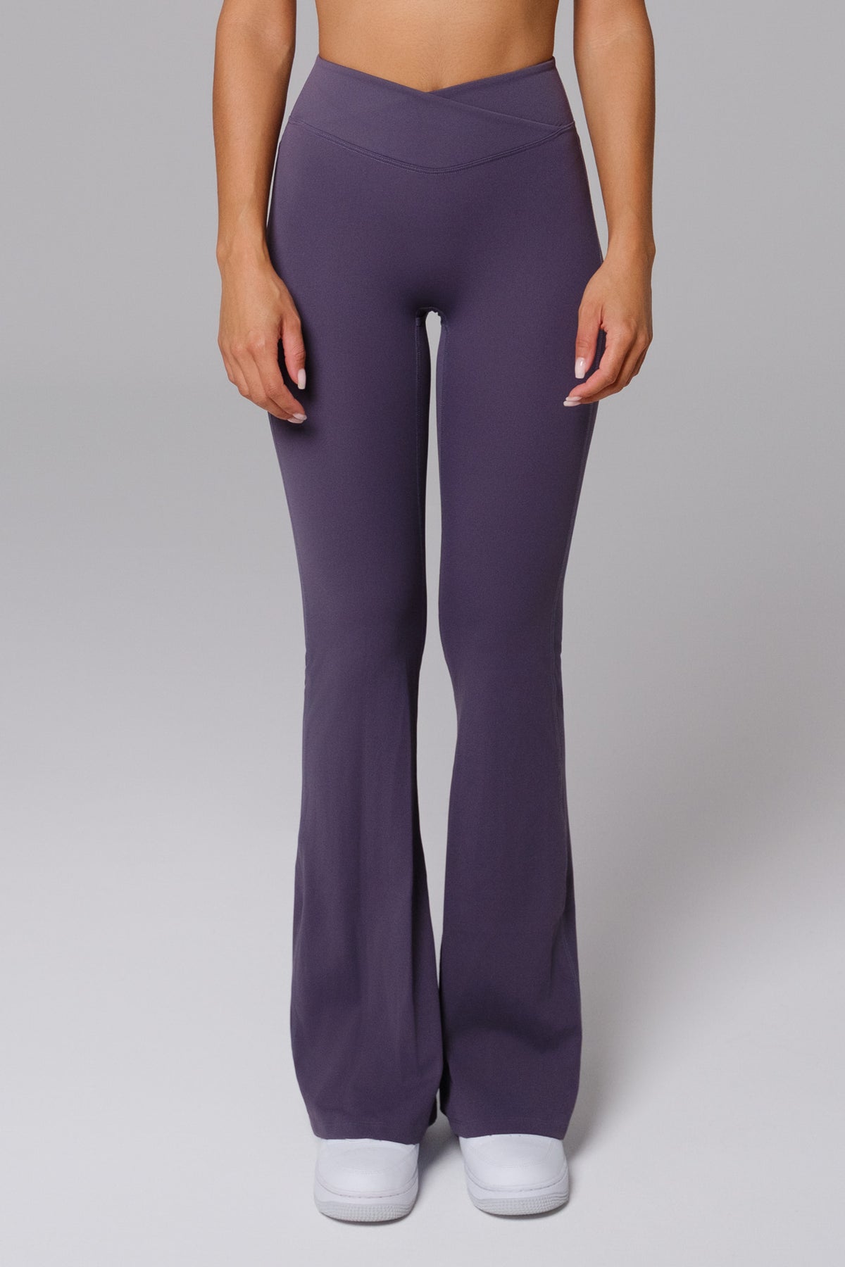 Zoe V-Waist Flare Leggings - Charcoal Navy (FINAL SALE)